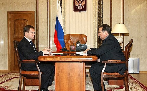 С губернатором Курганской области Олегом Богомоловым.