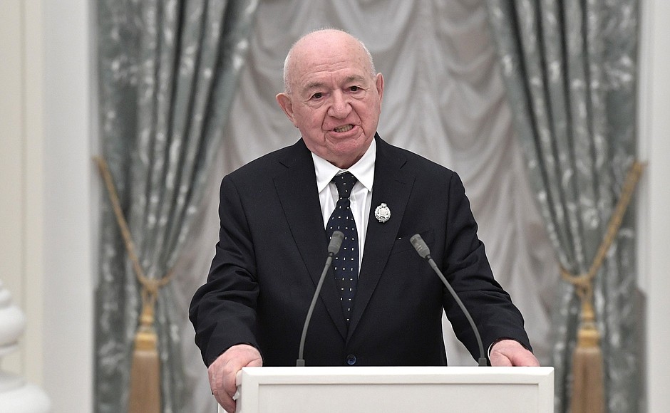 First Vice President of the Russian Football Union Nikita Simonyan receives the honorary title Merited Physical Fitness Worker.