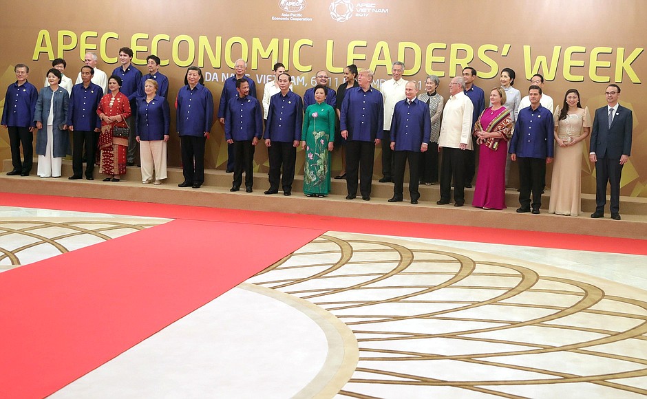 Participants in the APEC Economic Leaders’ Meeting.
