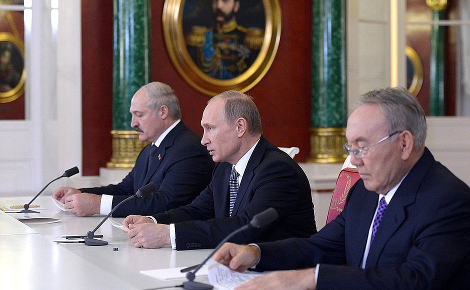 Совместная пресс-конференция с Президентом Белоруссии Александром Лукашенко и Президентом Казахстана Нурсултаном Назарбаевым.