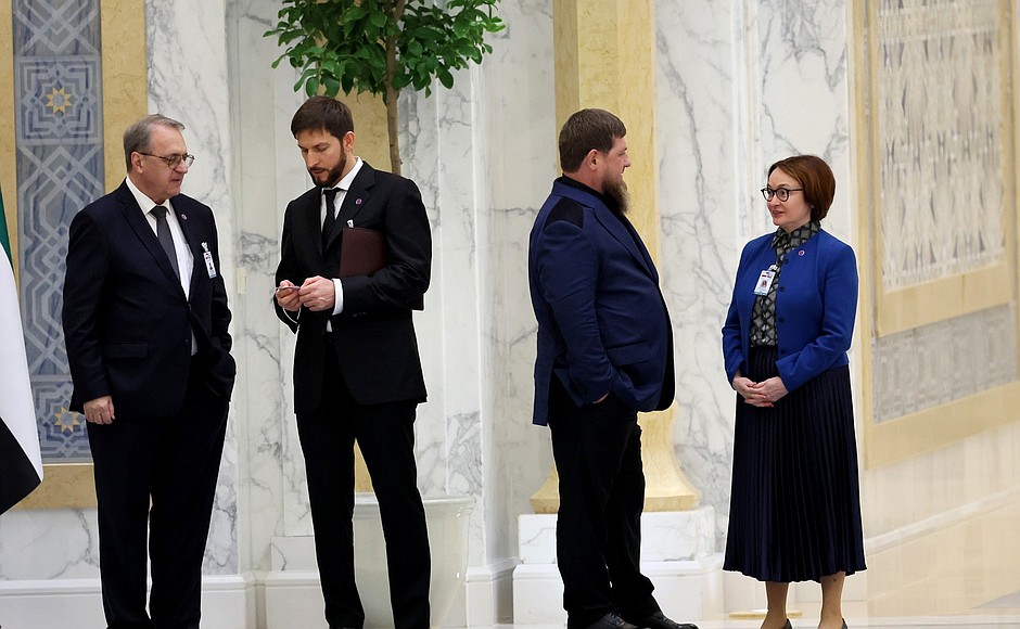 Members of the Russian delegation before Russia-UAE talks.