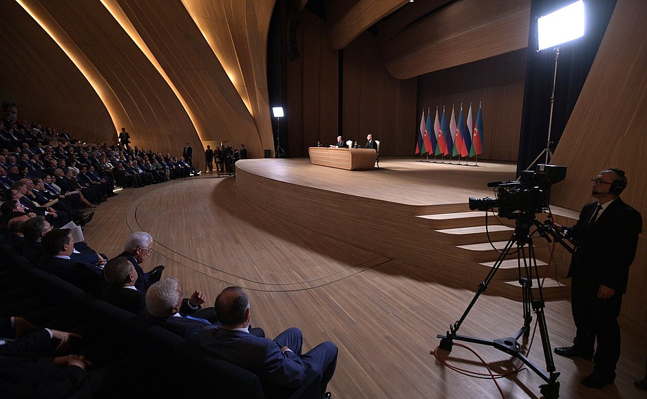 At the 9th Russia-Azerbaijan Interregional Forum.