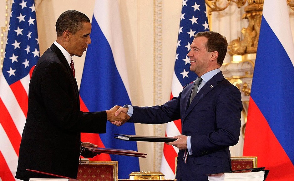 Signing of Russian-US Treaty on Reduction and Limitation of Strategic Offensive Arms. With US President Barack Obama.
