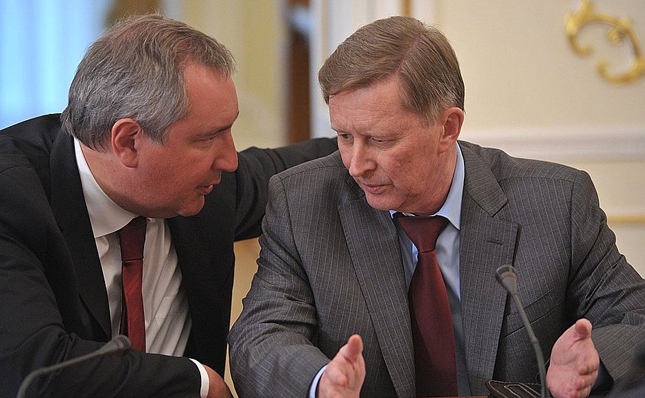 Deputy Prime Minister Dmitry Rogozin (left) and Chief of Staff of the Presidential Executive Office Sergei Ivanov at a meeting of the Commission for Military Technology Cooperation with Foreign Countries.