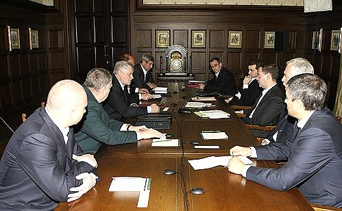 Встреча с руководством партий, представленных в Государственной Думе.
