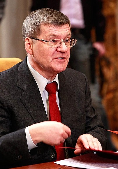 Генеральный прокурор Юрий Чайка на совещании по вопросам противодействия терроризму и преступности.