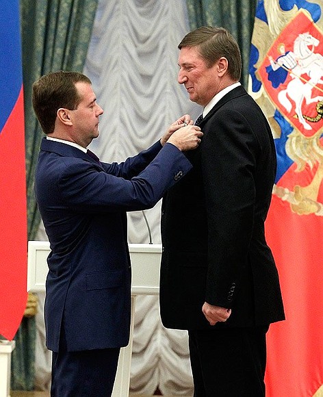 State decorations presentation ceremony. Vladimir Nekrasov, first vice-president of LUKOIL oil company, receives the Order for Services to the Fatherland IV degree.