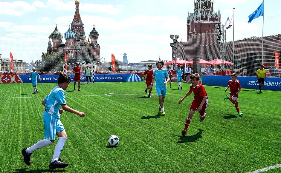 A friendly match between world football stars and young players from FC Totem Krasnoyarsk.