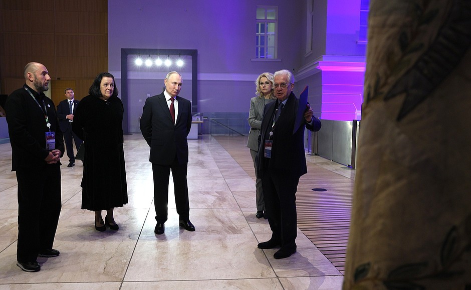 During the tour of the halls in the eastern wing of the General Staff building, part of the State Hermitage exhibition complex. From left: Director of the Gorky Moscow Art Theatre Vladimir Kekhman, Chief Curator of the State Hermitage Museum Svetlana Adaksina and Deputy Prime Minister Tatyana Golikova. Comments are provided by Director of the State Hermitage Museum Mikhail Piotrovsky.