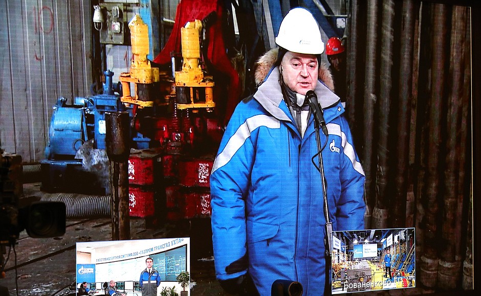 Генеральный директор ООО «Газпром добыча Надым» Сергей Меньшиков в ходе церемонии ввода в эксплуатацию третьего (финального) газового промысла Бованенковского нефтегазоконденсатного месторождения.