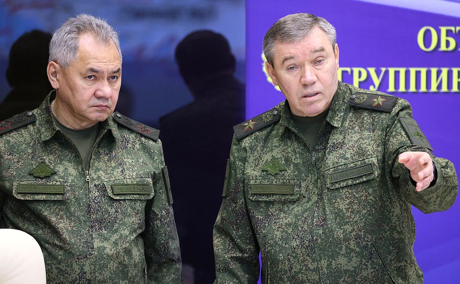 Minister of Defence Sergei Shoigu and Chief of the General Staff of the Russian Armed Forces – First Deputy Minister of Defence Valery Gerasimov (right).