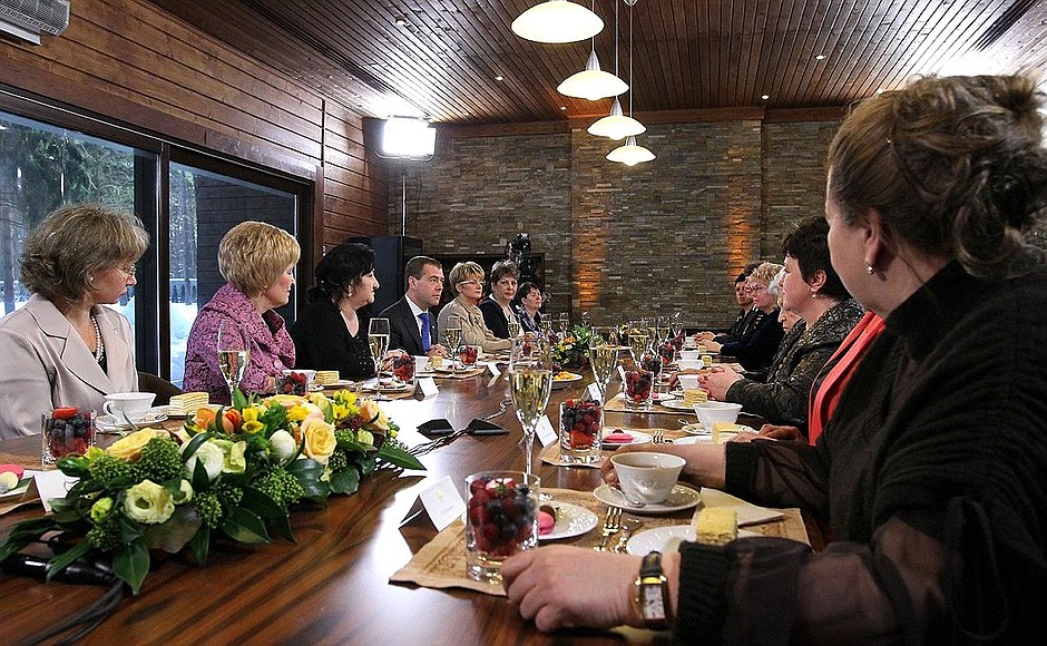 On the eve of the International Women’s Day, Dmitry Medvedev met with women who have been awarded state decorations.
