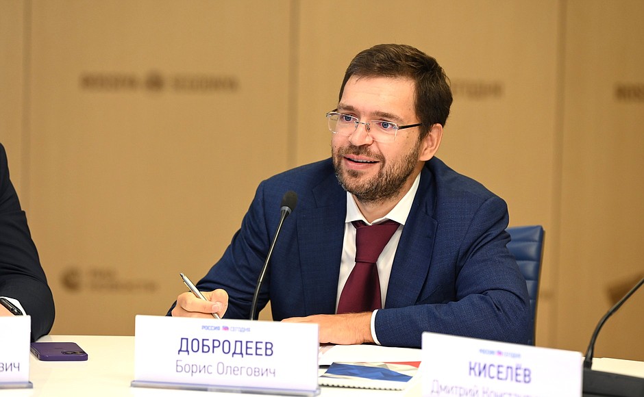 Mail.Ru Group General Executive Director Boris Dobrodeyev at the ceremony for signing the Voluntary Commitments by the founding companies of the Russian Alliance for the Protection of Children in the Digital Environment.