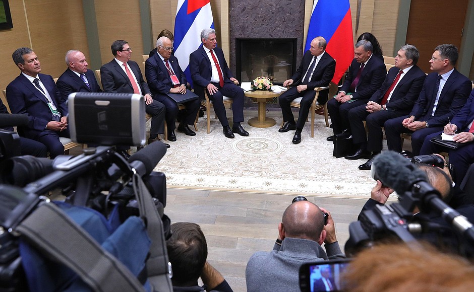 Переговоры с Президентом Республики Куба Мигелем Диас-Канелем Бермудесом.