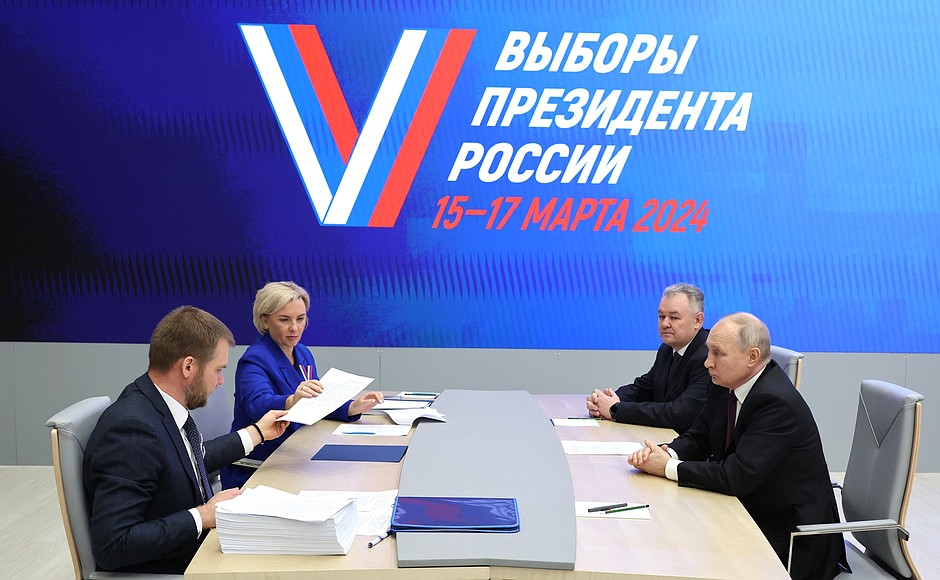 Vladimir Putin submitted documents to register as a self-nominated candidate for the Russian Federation presidential election.