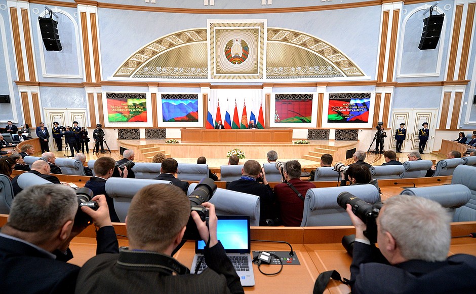 Statements for the press following the meeting of the Supreme State Council of the Union State of Russia and Belarus.