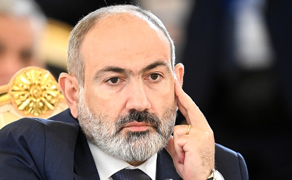 Prime Minister of Armenia Nikol Pashinyan at a meeting of the Supreme Eurasian Economic Council.