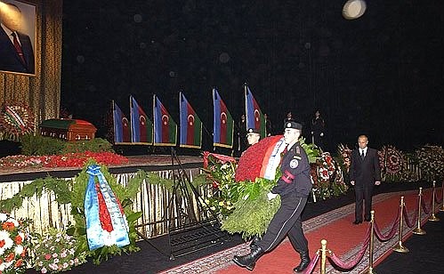 Церемония прощания с Гейдаром Алиевым.