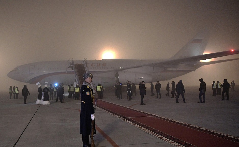 Vladimir Putin arrives in Kyrgyzstan. At Bishkek International Airport.