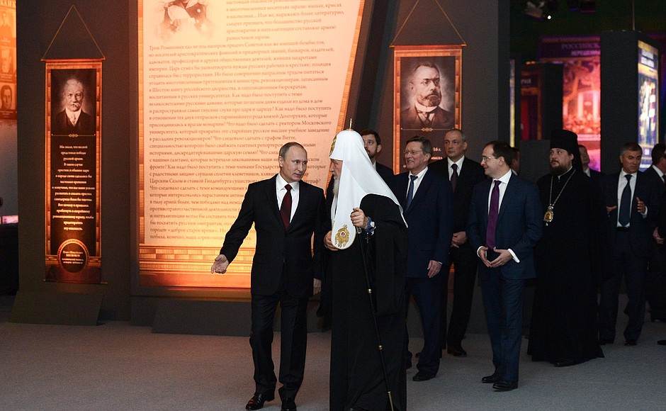 Visiting the displays at the 14th Church and Public Forum and Exhibition Orthodox Russia. My History. From Great Upheavals to the Great Victory.
