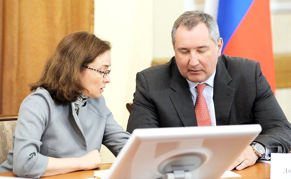 Acting Economic Development Minister Elvira Nabiullina and Acting Deputy Prime Minister Dmitry Rogozin at the meeting on defence industry development.
