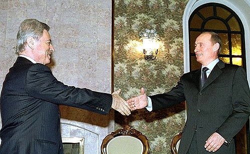 President Putin with Syria\'s Vice-President Abdel Khalim Khaddam.