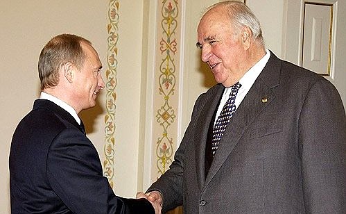 Meeting with former Federal Chancellor of Germany Helmut Kohl.