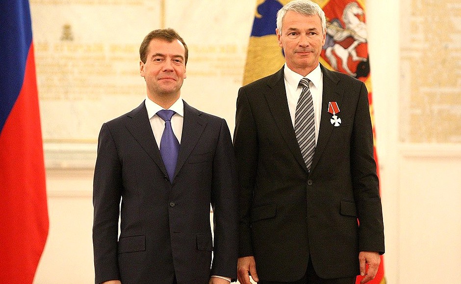 Ceremony awarding state decorations. Claude Lavie, commander of a French Interior Ministry Civil Aviation Department aircraft, was awarded the Order of Courage.
