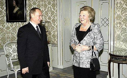 Meeting with Queen of the Netherlands Beatrix.