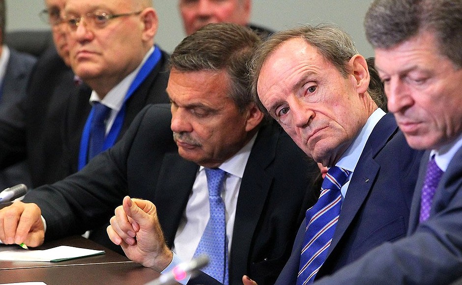 At a meeting with directors and shareholders of Russian hockey clubs. From right to left: Deputy Prime Minister Dmitry Kozak, IOC Coordination Commission Chairman Jean-Claude Killy, and President of the International Ice Hockey Federation (IIHF) Rene Fasel.
