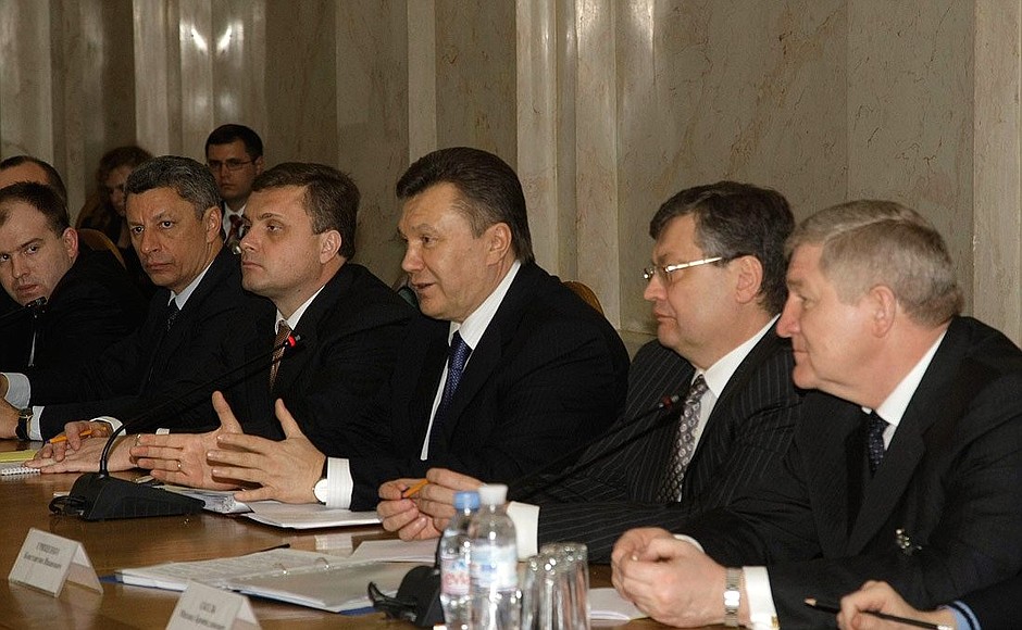 Meeting with the leaders of Russian and Ukraine border region.