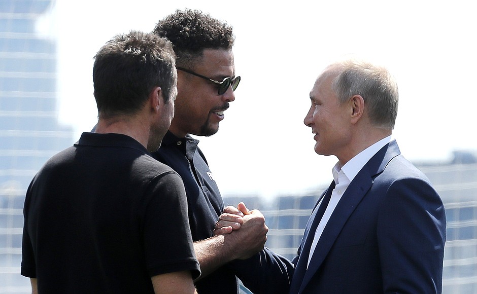 Before a friendly match between world football stars and young players from FC Totem Krasnoyarsk. With Ronaldo (Brazil, 1994 and 2002 world champion) and Lothar Matthaeus (Germany, 1990 world champion) who acted as coaches for the mixed teams.
