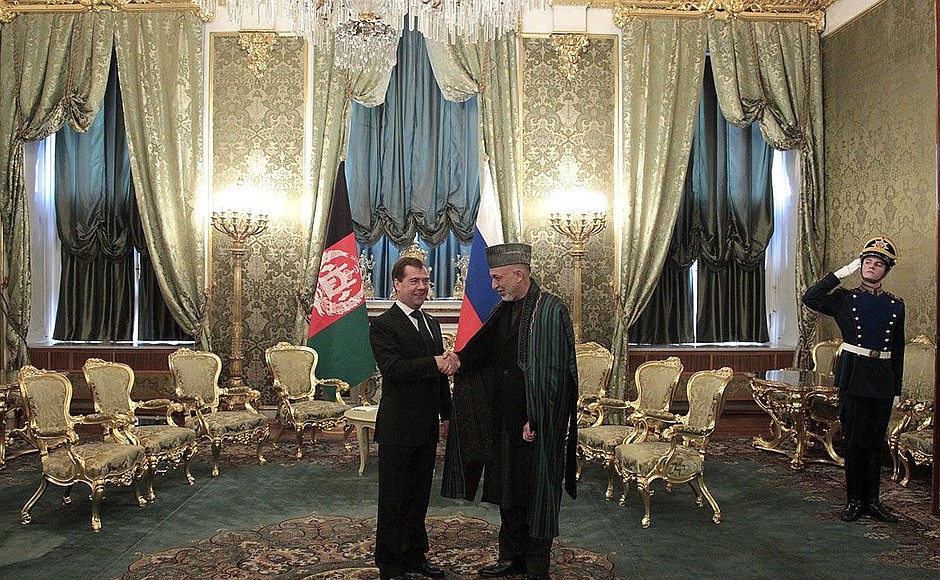 С Президентом Исламской Республики Афганистан Хамидом Карзаем.