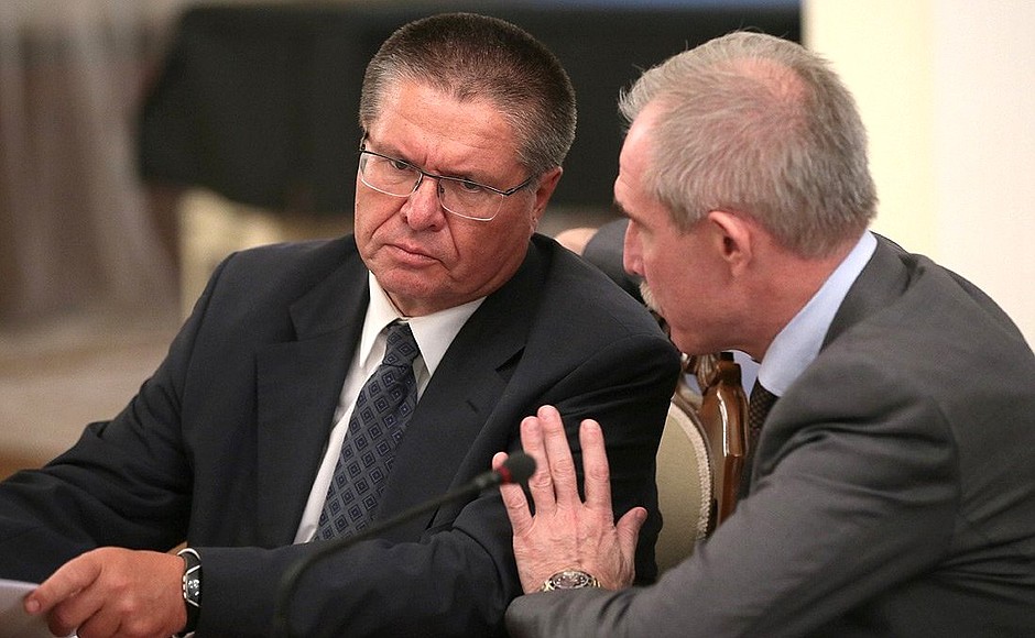 Before a meeting of the Agency for Strategic Initiatives Supervisory Board. Economic Development Minister Alexei Ulyukayev and Governor of Ulyanovsk Region Sergei Morozov.