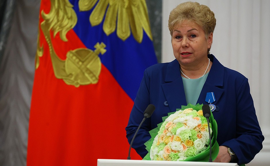 Ceremony for presenting state decorations. The Order of Honour is awarded to Olga Bas, Senator of the Russian Federation from the Lugansk People’s Republic.