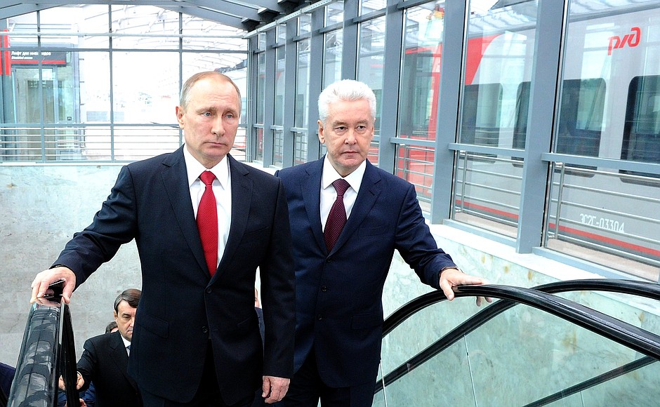 С мэром Москвы Сергеем Собяниным на станции «Лужники» Московского центрального кольца.