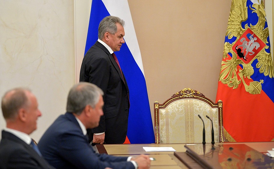 Before the meeting with permanent members of Security Council. Defence Minister Sergei Shoigu.