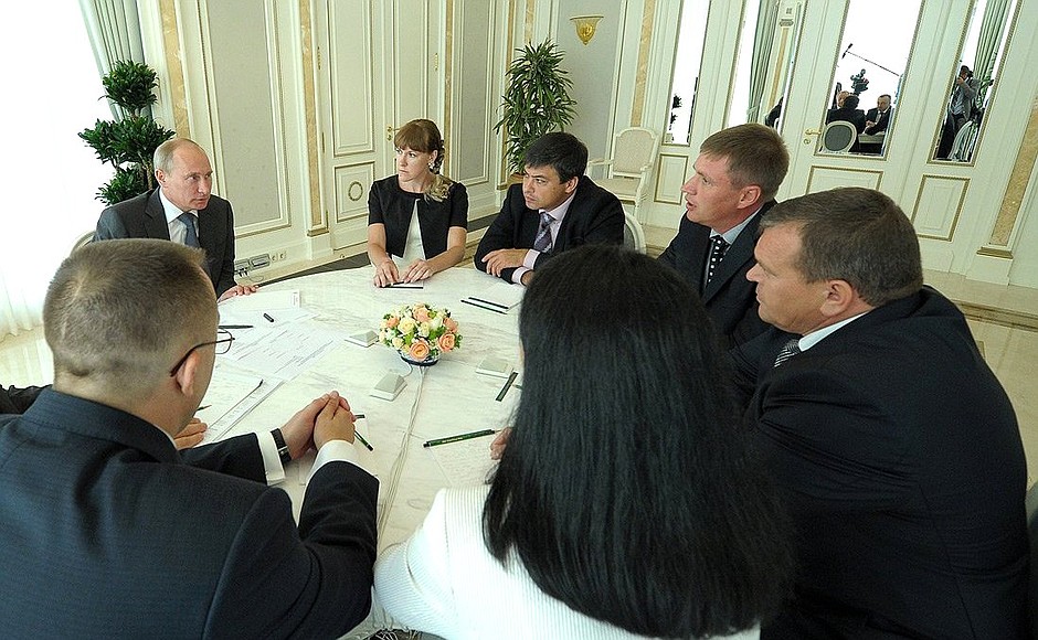 Meeting with Saratov Region Governor Valery Radayev and residents of the region.