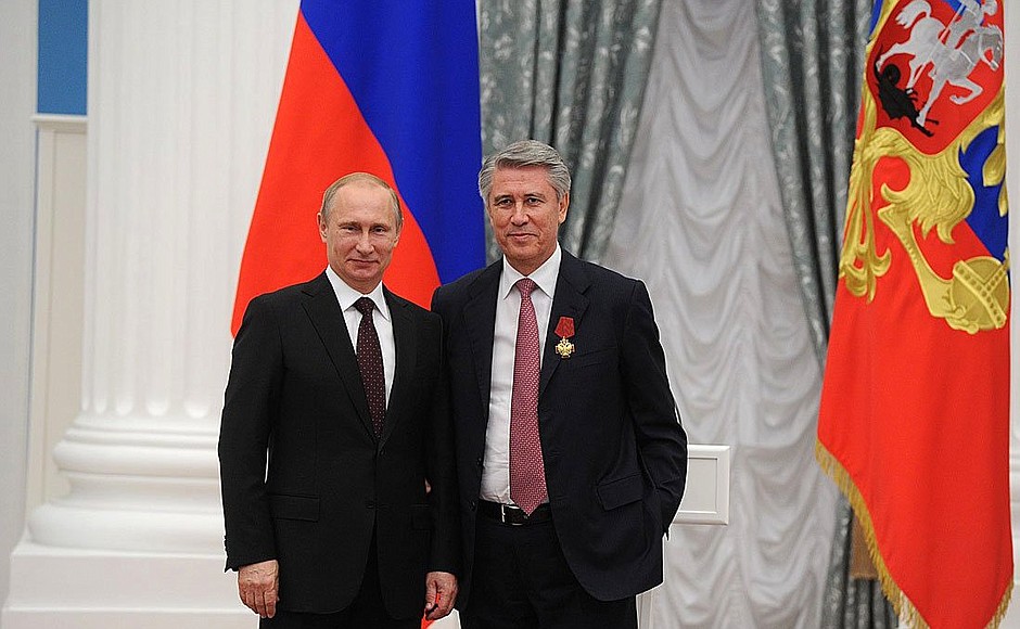 Presenting Russian Federation state decorations. The Order for Services to the Fatherland, IV degree, is awarded to Rector of the Financial University under the Russian Federation Government Mukhadin Eskindarov.