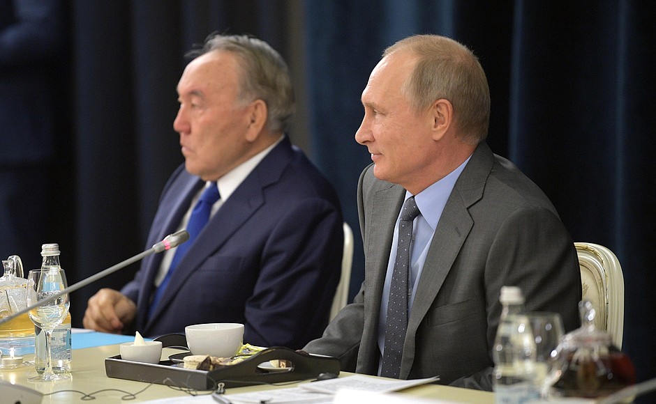 At the meeting with German business leaders. Left: President of Kazakhstan Nursultan Nazarbayev.