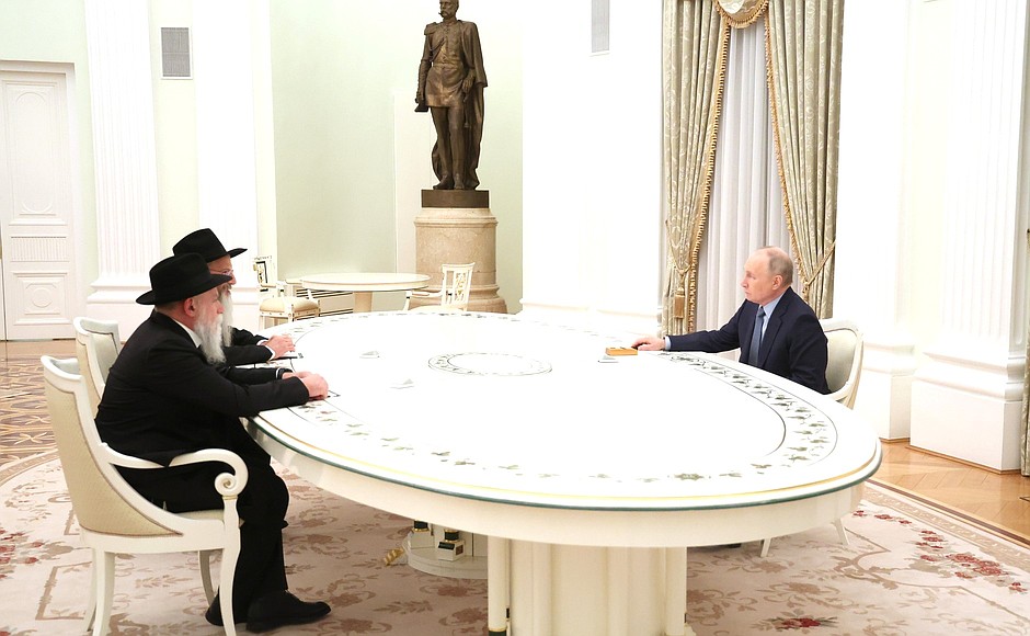 With Chief Rabbi of Russia Berel Lazar (left) and President of the Federation of Jewish Communities of Russia Alexander Boroda.