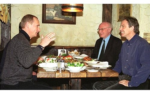 Неформальный ужин с Премьер-министром Великобритании Энтони Блэром.