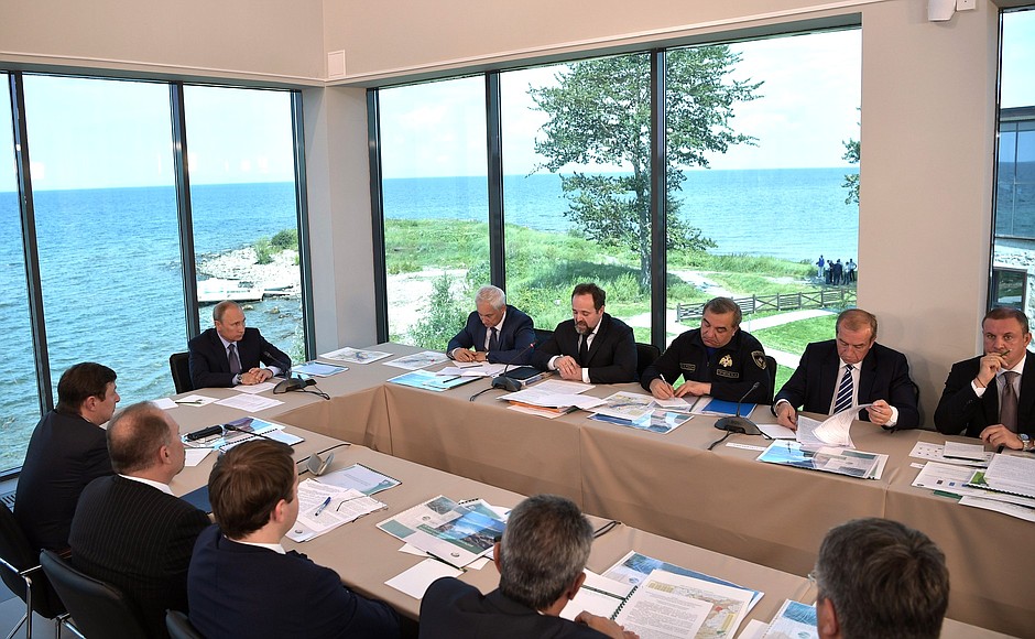 Meeting on development of Baikal natural area.