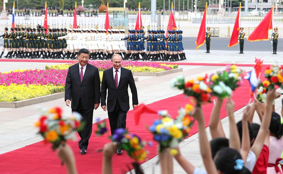 Церемония официальной встречи Президента России. С Председателем КНР Си Цзиньпином.
