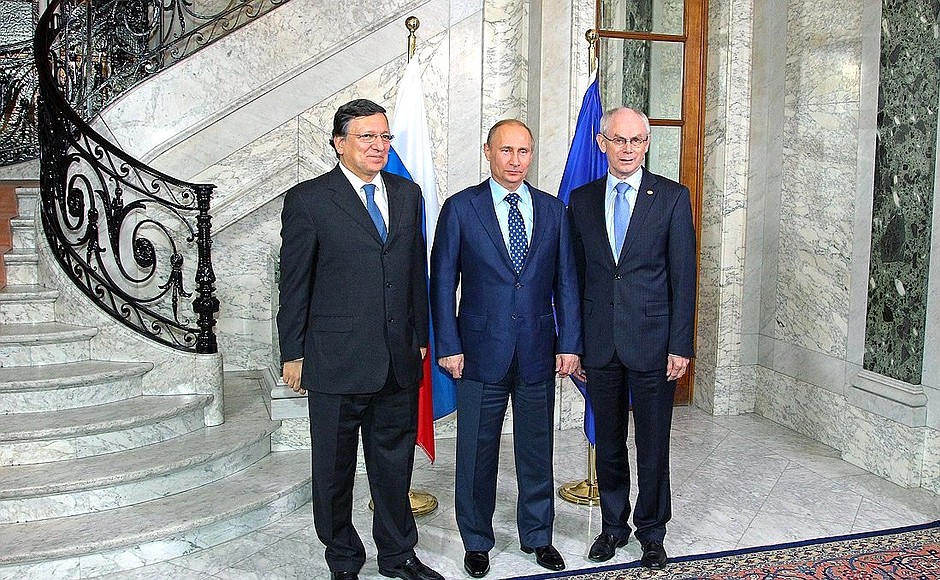With European Commission President Jose Manuel Barroso (left) and European Council President Herman Van Rompuy.