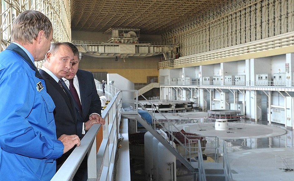 Visiting the Sayano-Shushenskaya Hydropower Station.
