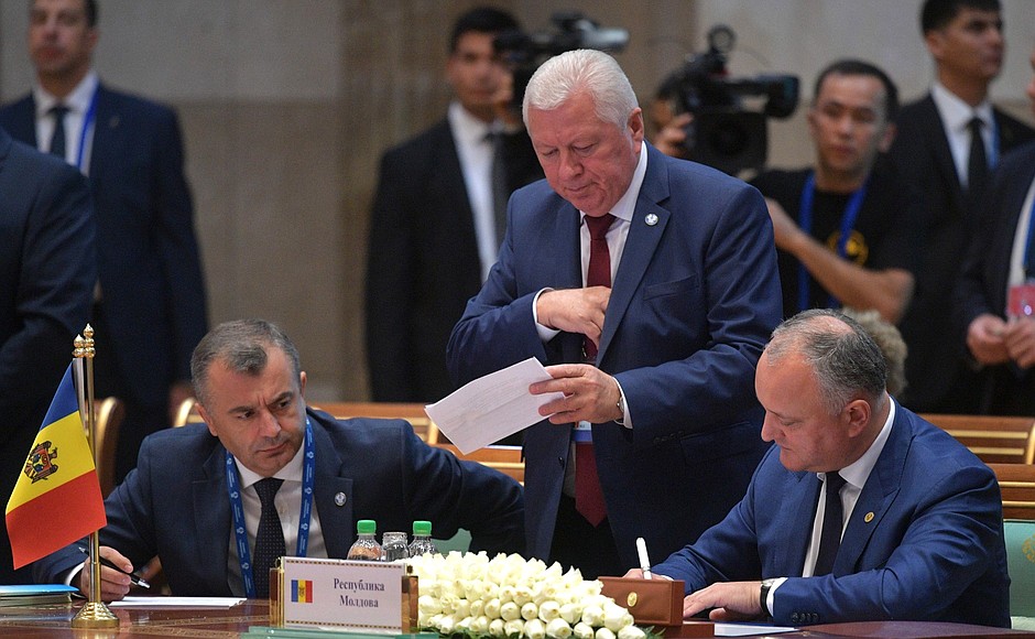 President of Moldova Igor Dodon during the signing of final documents at a meeting of the CIS Heads of State Council.