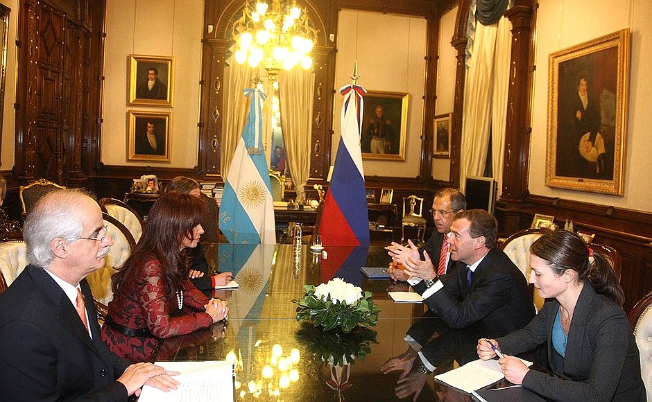Talks with President of Argentina Cristina Fernandez de Kirchner.