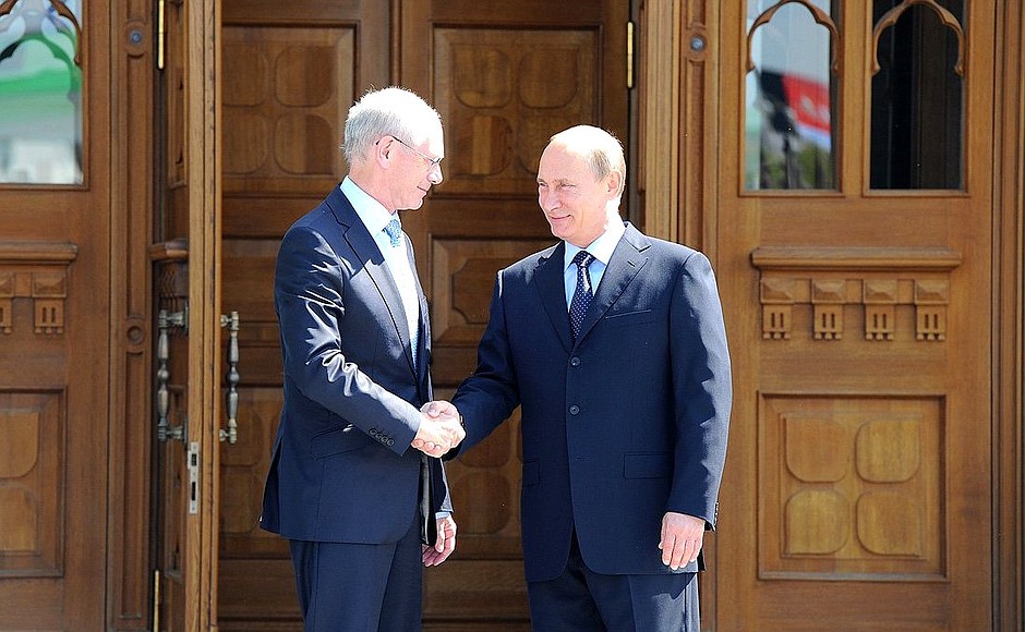 Before the start of the Russia-EU Summit. With European Council President Herman Van Rompuy.
