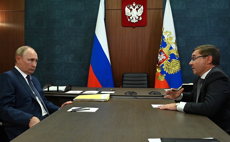 Meeting with Presidential Plenipotentiary Envoy to the Urals Federal District Vladimir Yakushev.